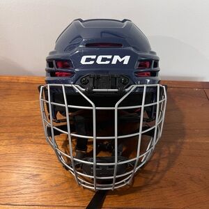 CCM TACKS 70 HOCKEY HELMET COMBO - YOUTH